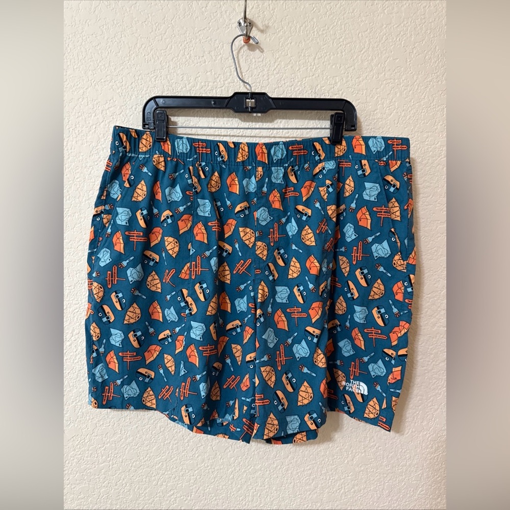 The North Face Mens Sz XXL Class‎ V Pull On Shorts Blue Coral Camp Print